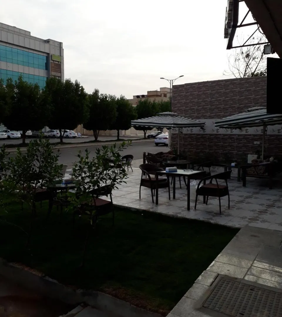 Al Quba Al Thahbia Aparthotel Ριάντ
